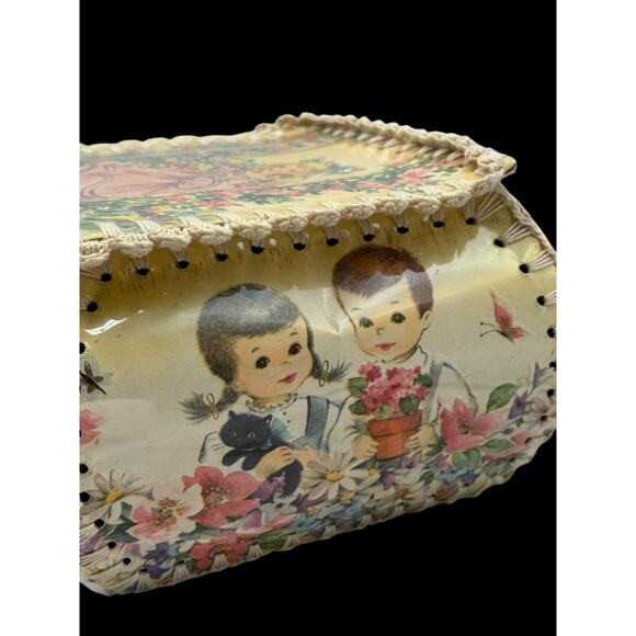 Vintage Handmade Stitched Ephemera Greeting Card Trinket Box Laminated Crochet - Picture 6 of 13